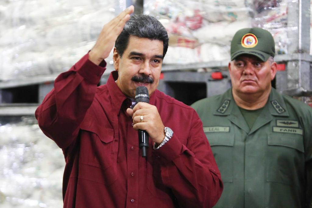 Llama Maduro a máxima movilización tras levantamiento de Guaidó
