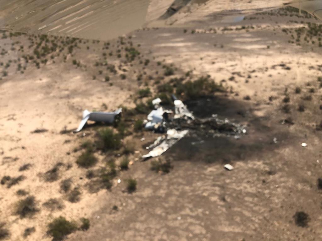 Equipo de rescate se traslada a sitio de accidente de avión