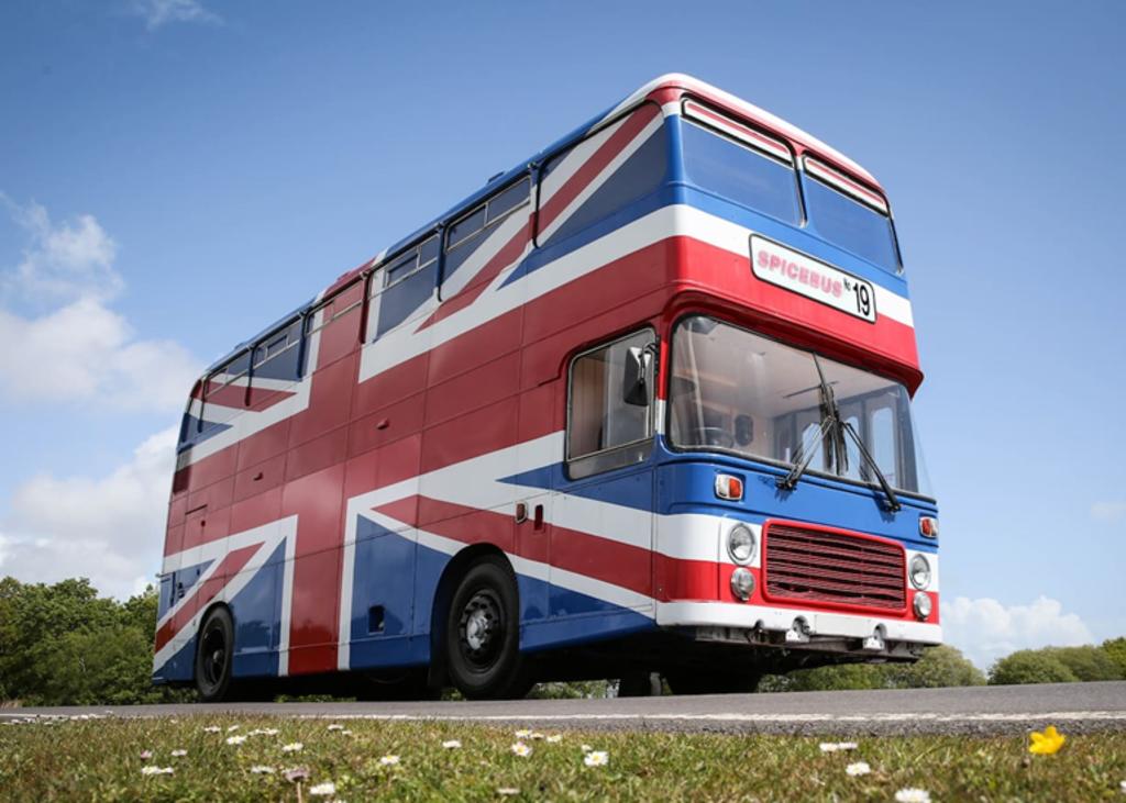 Autobús de las Spice Girls ahora en renta por Airbnb