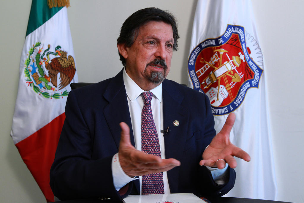 Gómez Urrutia acusa a obispo Raúl Vera de proteger a Grupo México