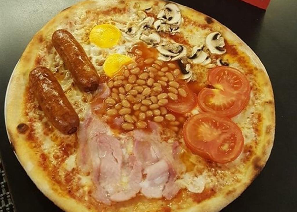 La pizza de ‘desayuno inglés’ que está dividiendo opiniones