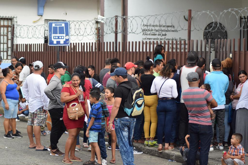 Ingresa nueva caravana de migrantes a México