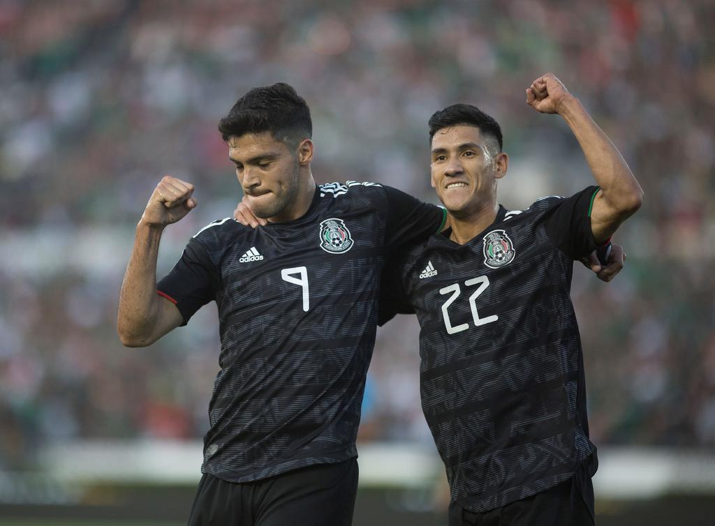 Selección mexicana tiene aplastante debut