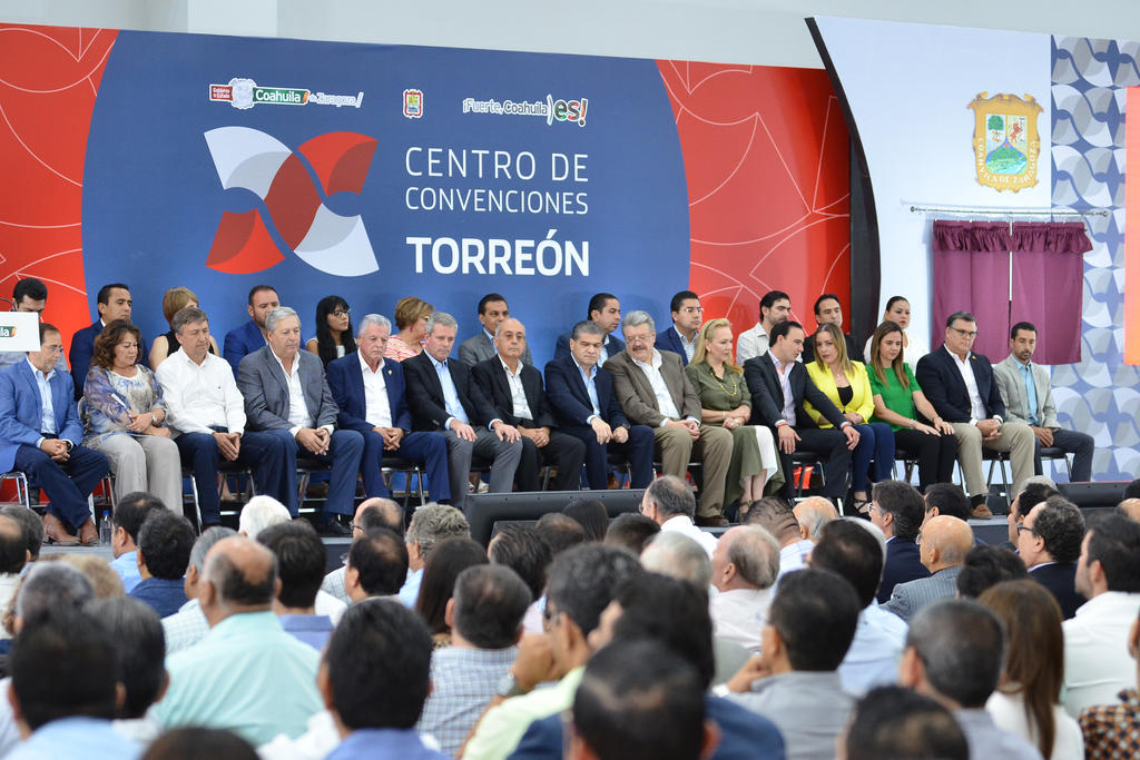 Inauguran Centro de Convenciones de Torreón