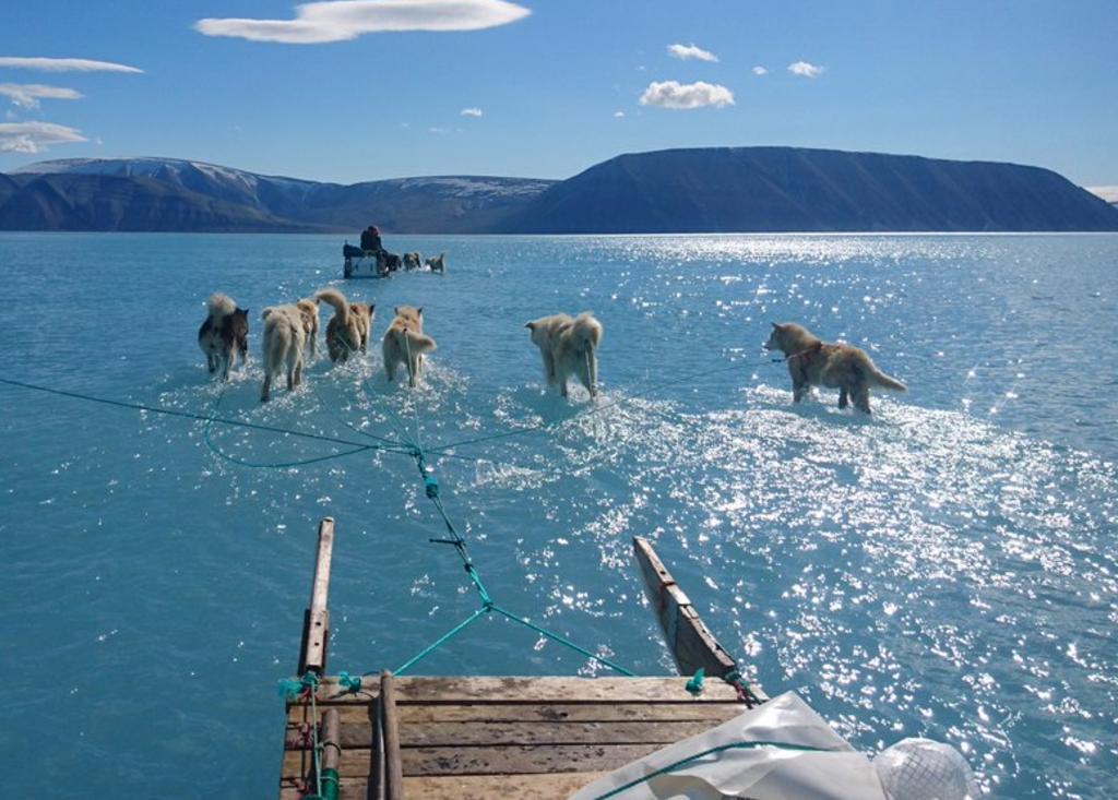 Imagen evidencia el derretimiento de hielo en Groenlandia