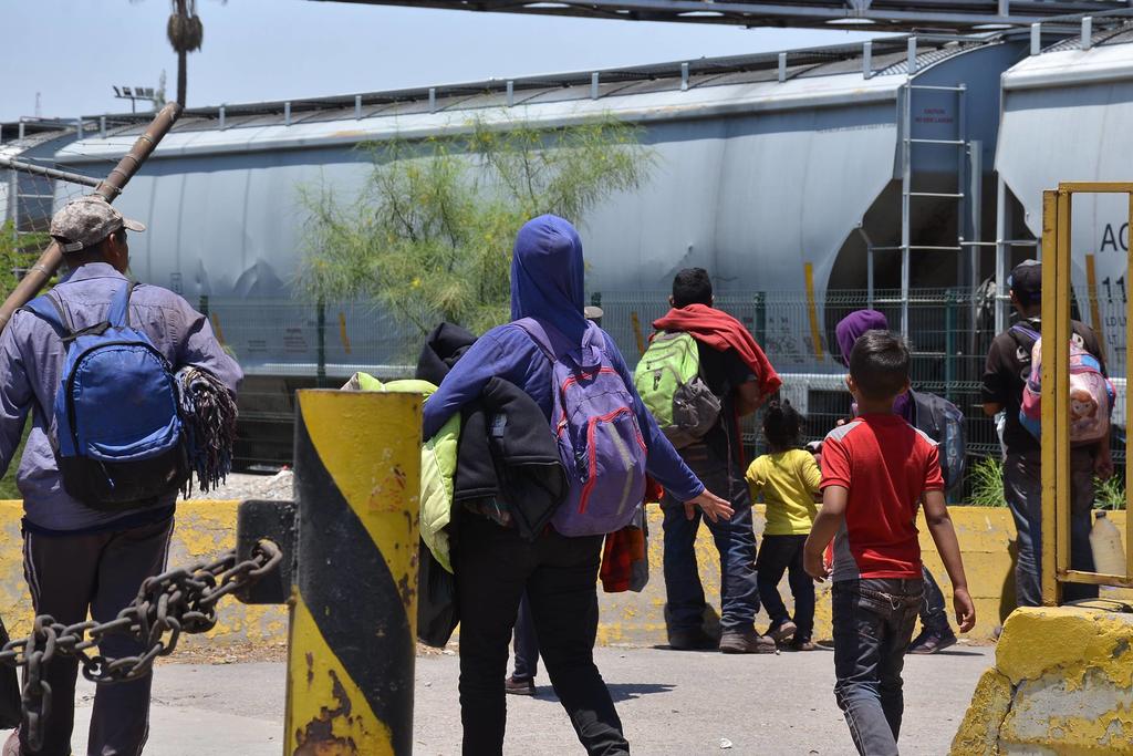 Regresarán a México a inmigrantes que soliciten asilo en EU