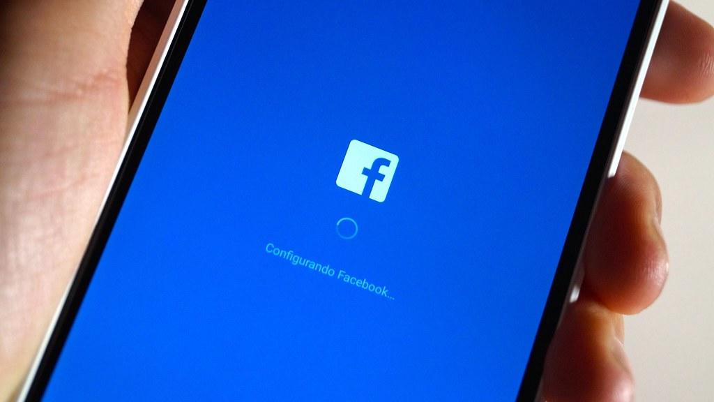 Facebook es multado por Alemania con 2.3 mdd
