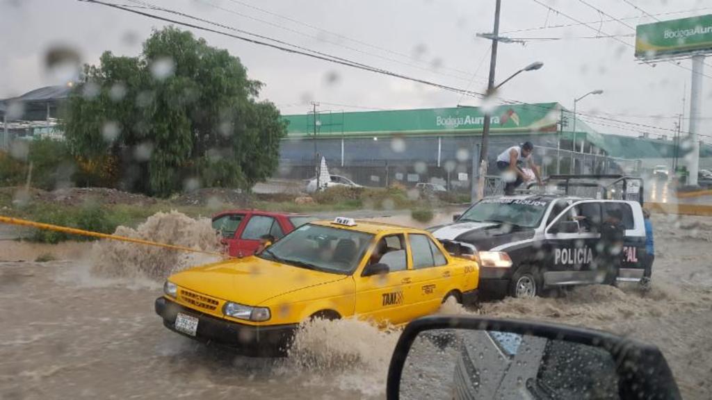 Lluvias provocan múltiples accidentes en Saltillo
