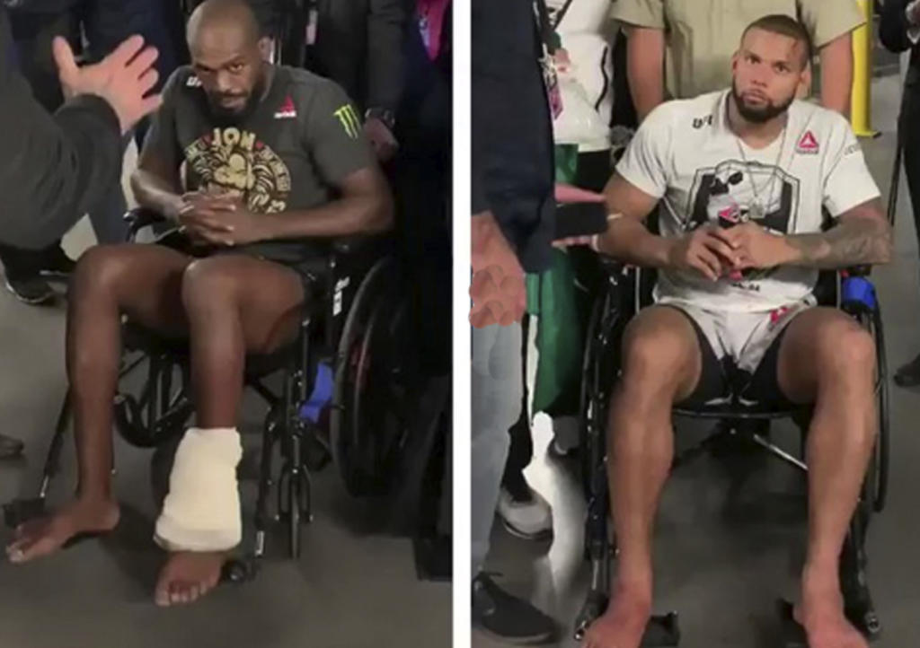 Pelea de MMA termina con ambos luchadores en silla de ruedas
