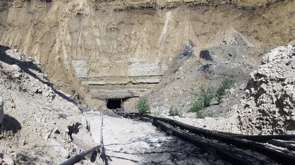 Rescatan sin vida a minero que quedó atrapado en derrumbe