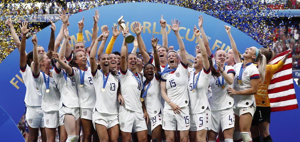 EUA se mantiene en la cima del ranking femenil de FIFA