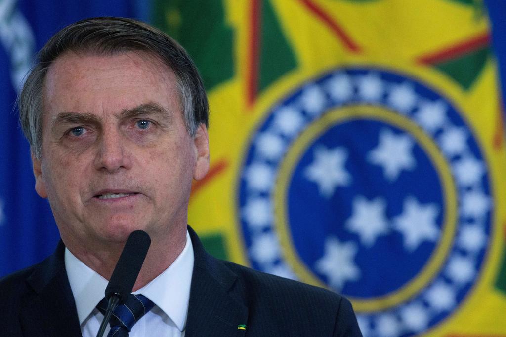 Celebra Bolsonaro desarrollo del primer misil antinavío de Brasil