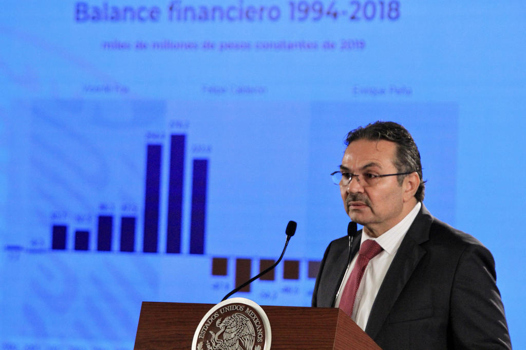 'Debería gobierno aumentar apoyo financiero a Pemex', señala Moody's