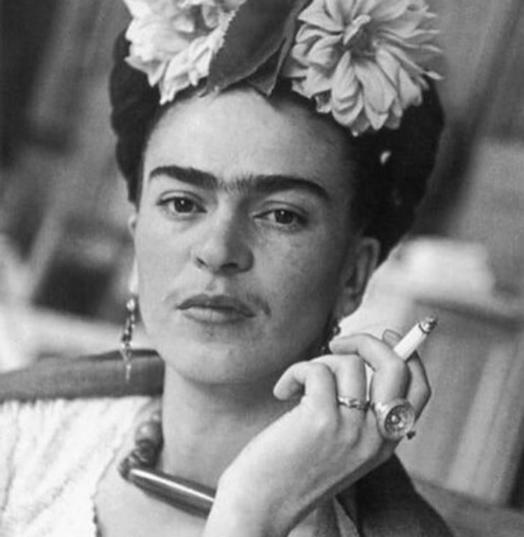 Lanzarán línea de maquillaje inspirada en Frida Kahlo
