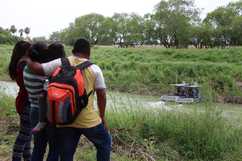 Suman 1100 los migrantes africanos arrestados por la Patrulla Fronteriza en EUA