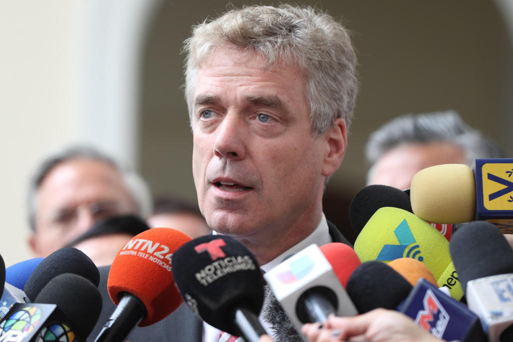 Regresa embajador alemán a Venezuela tras ser expulsado