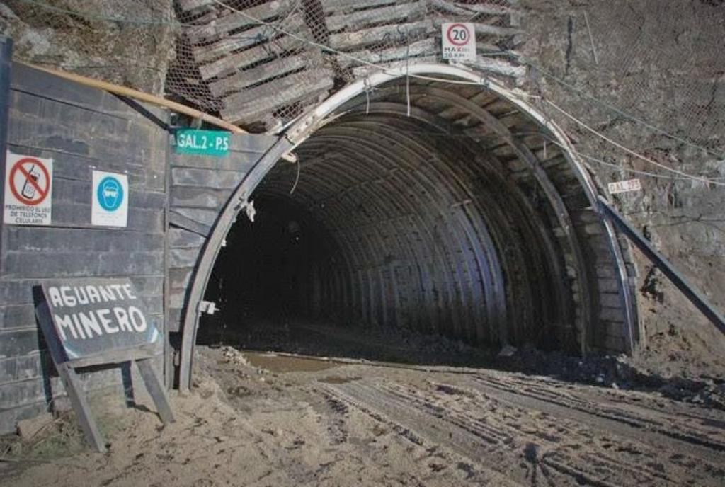 Despiden a 700 trabajadores por cierre de mina de carbón