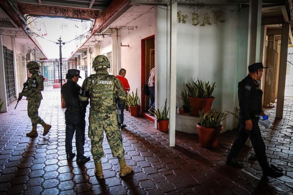 Cesan del cargo a funcionario por ataque a bar en Acapulco