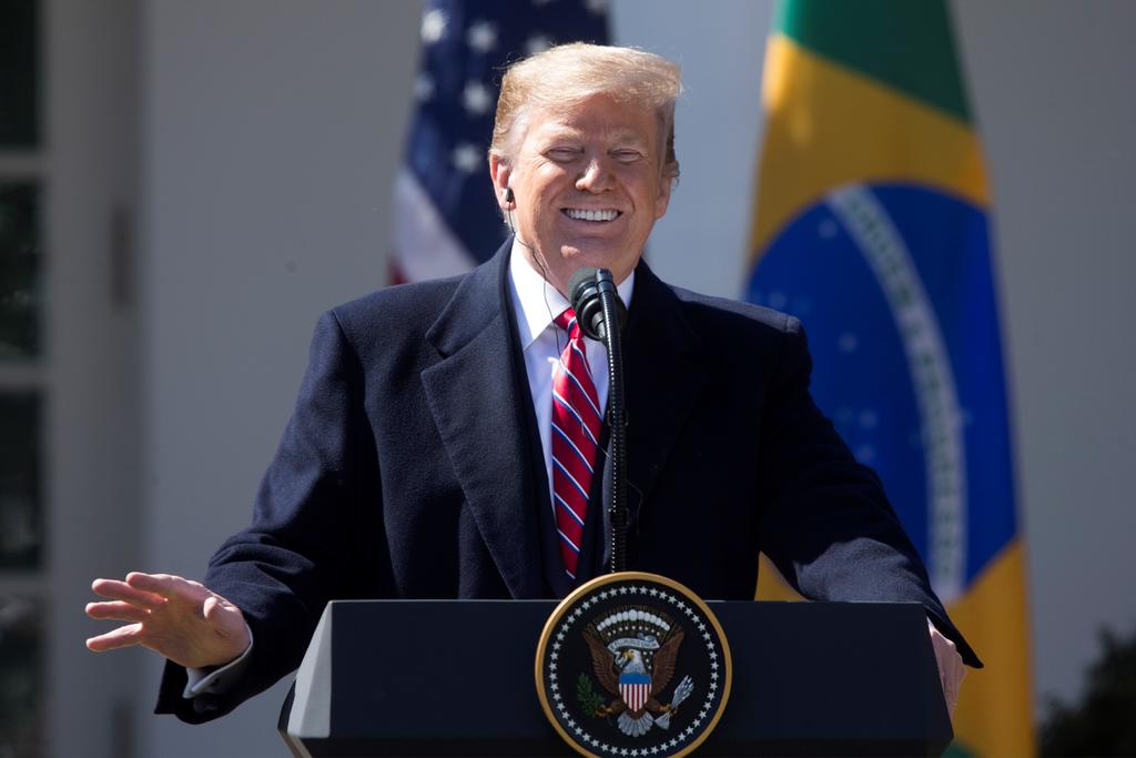 Afirma Trump tener 'una gran relación' con Brasil; buscará acuerdo comercial