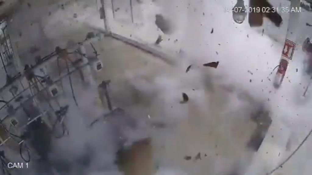 Explota tanque de gas a trabajador en Saltillo