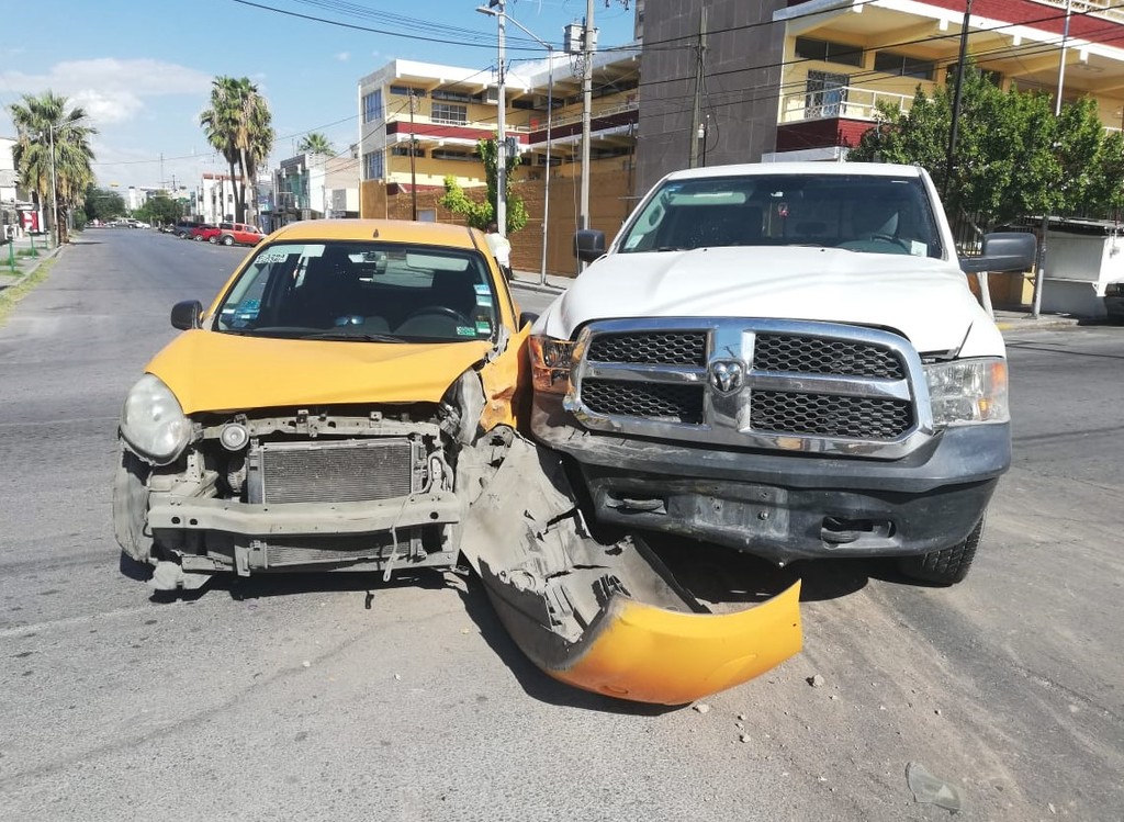 Choque en Torreón deja heridos