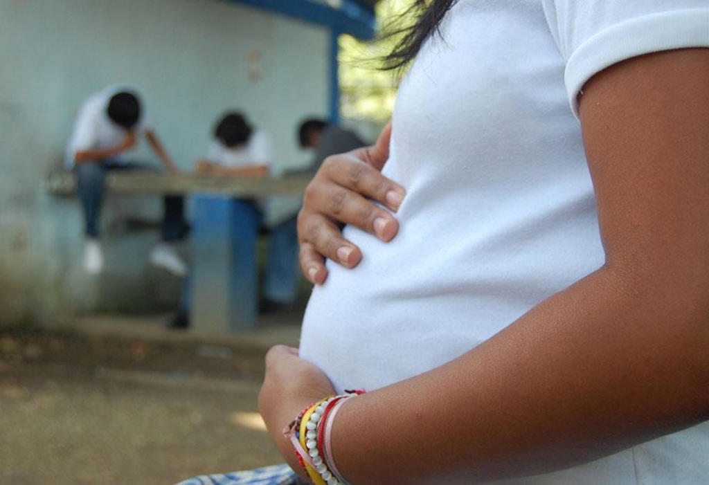 Lanzará IMSS programas para prevenir embarazos y adicciones