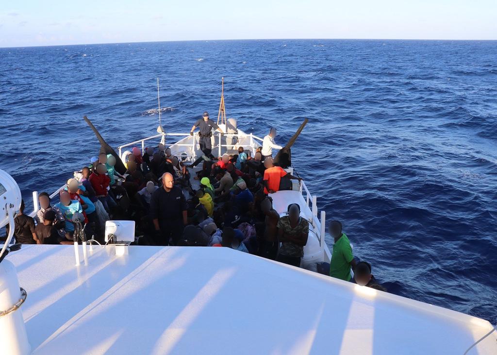 EUA intercepta a 146 inmigrantes haitianos al norte de la isla Tortuga