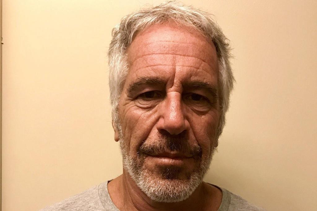 Autopsia de Epstein muestra fracturas de cuello