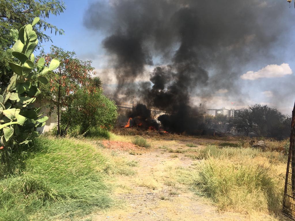 Incendio en Gómez Palacio moviliza a las corporaciones de rescate