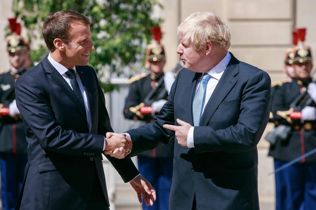 Advierte Macron a Johnson que no se cambiará el acuerdo del 'brexit'