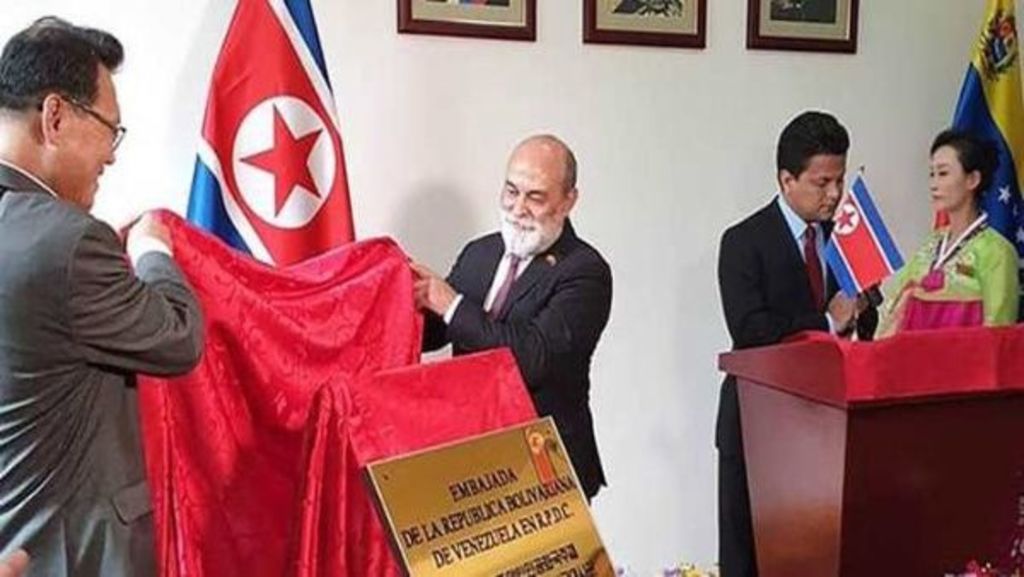 Inaugura embajada en Corea del Norte