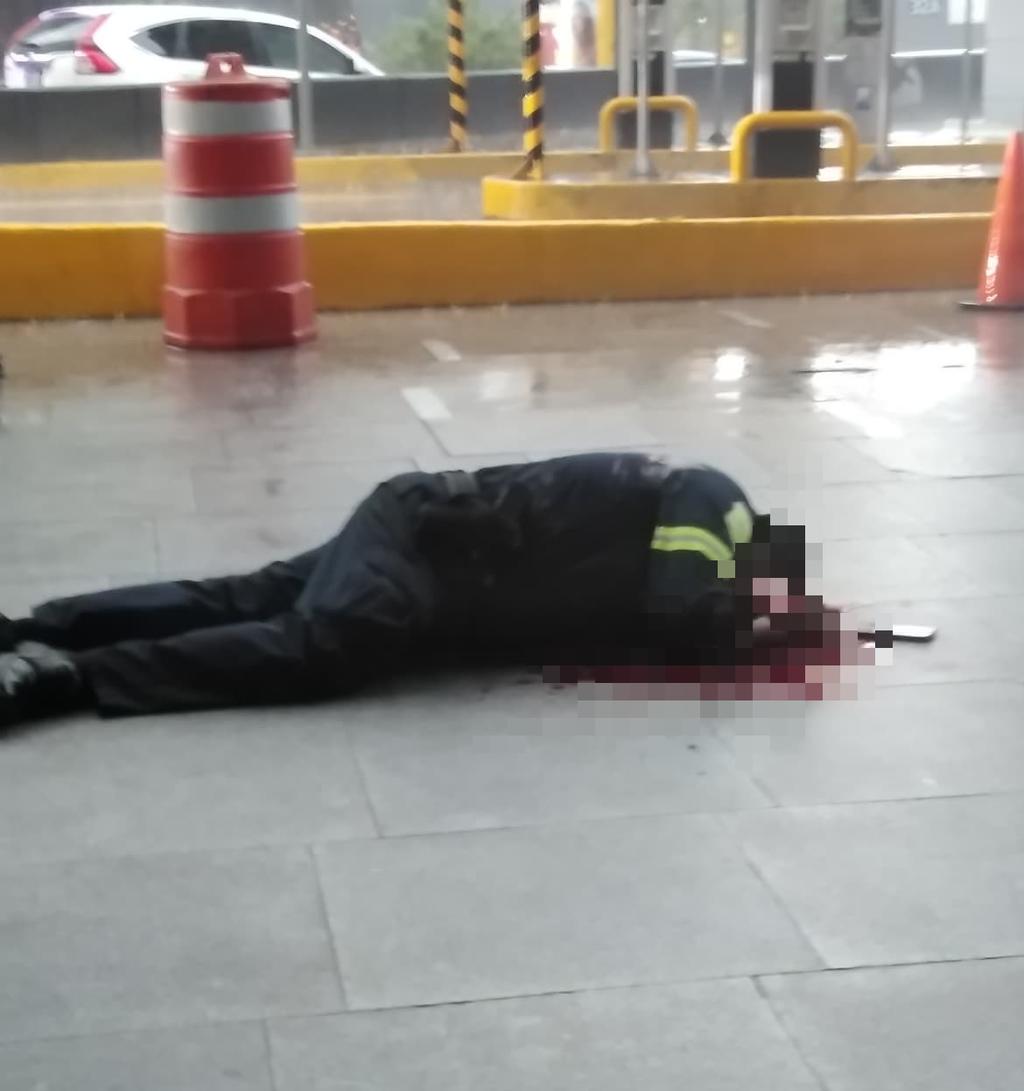 Delincuentes asesinan a policía en plaza comercial de Interlomas