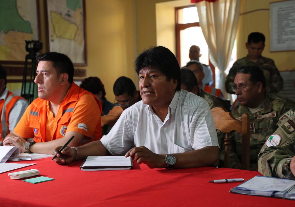 Reelección de Evo Morales podría complicarse por incendios forestales