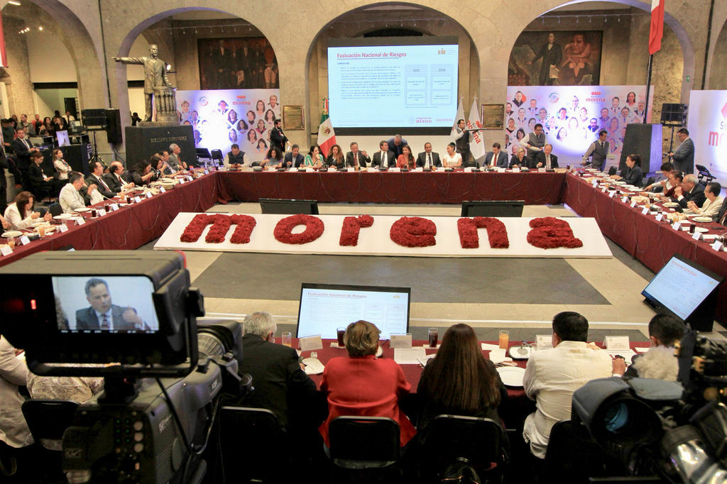Morena analizará propuesta de AMLO para elegir dirigentes