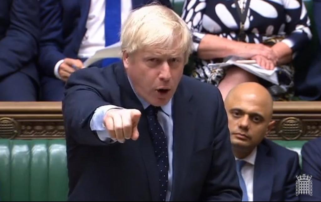 Se rebela Parlamento británico contra Boris Johnson
