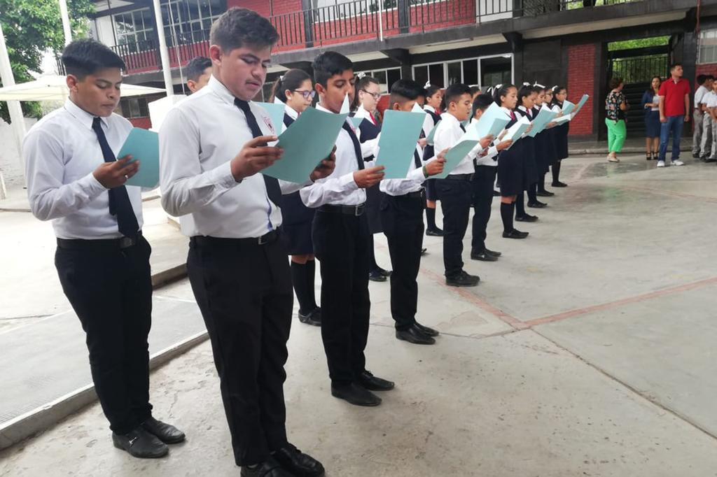 Rompen Récord Mundial de Lectura 421,133 estudiantes de Gómez Palacio