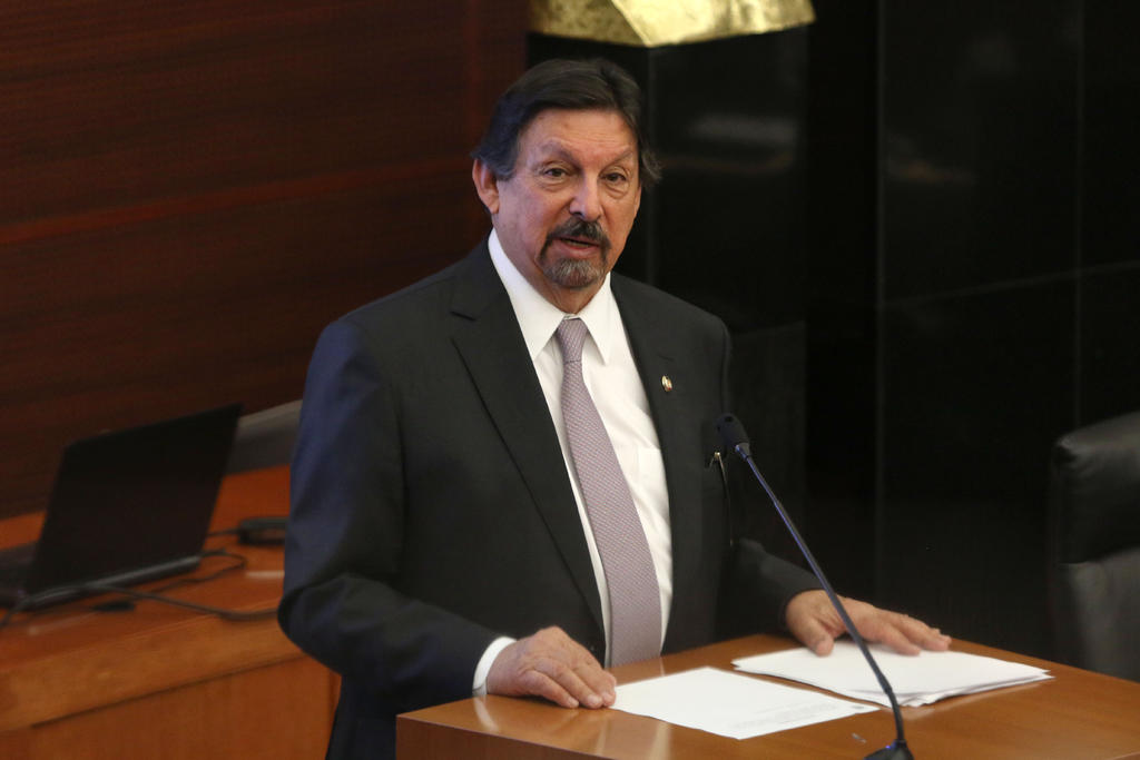Pide Gómez Urrutia compromiso escrito del gobierno para cambio laboral