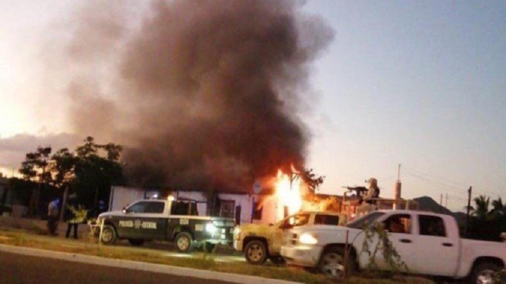 Muere niño tras incendio provocado por grupo armado en Sonora
