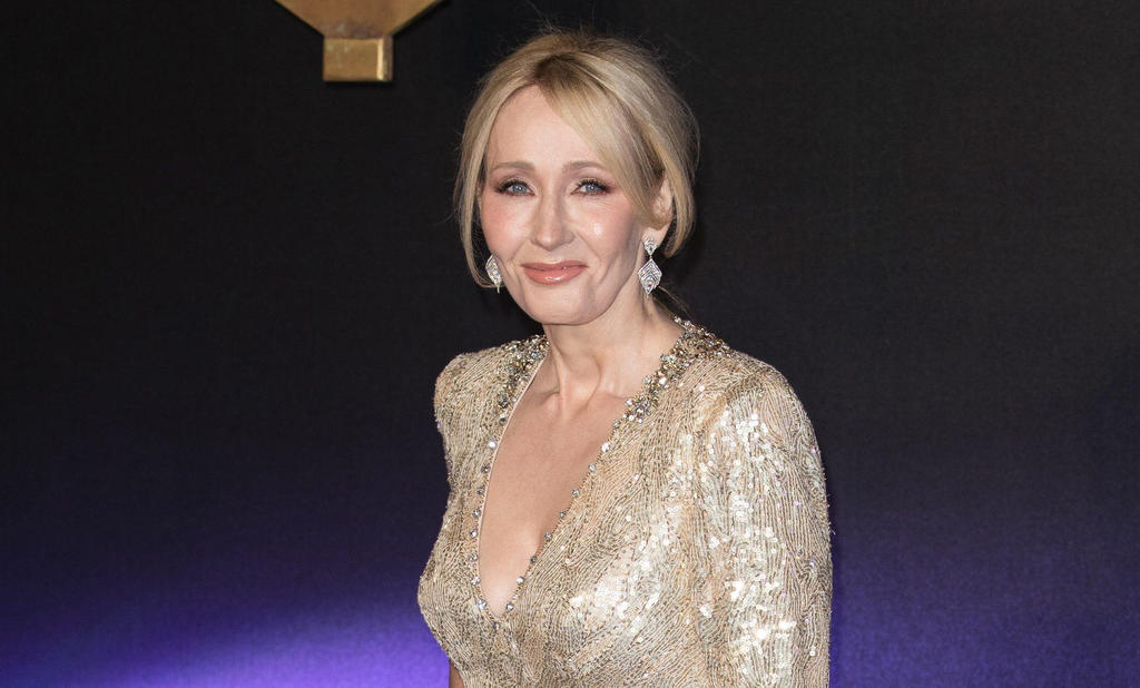 J. K. Rowling dona 18 mdd para investigaciones en Neurología