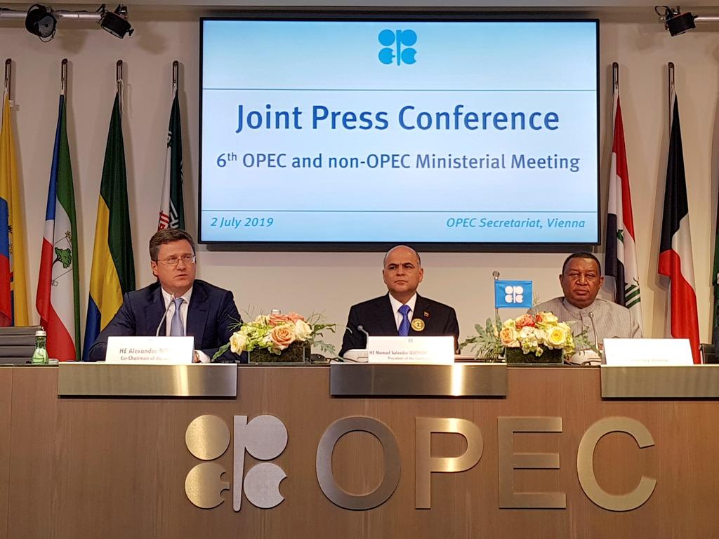 Analiza Rusia si convoca a reunión extraordinaria de OPEP