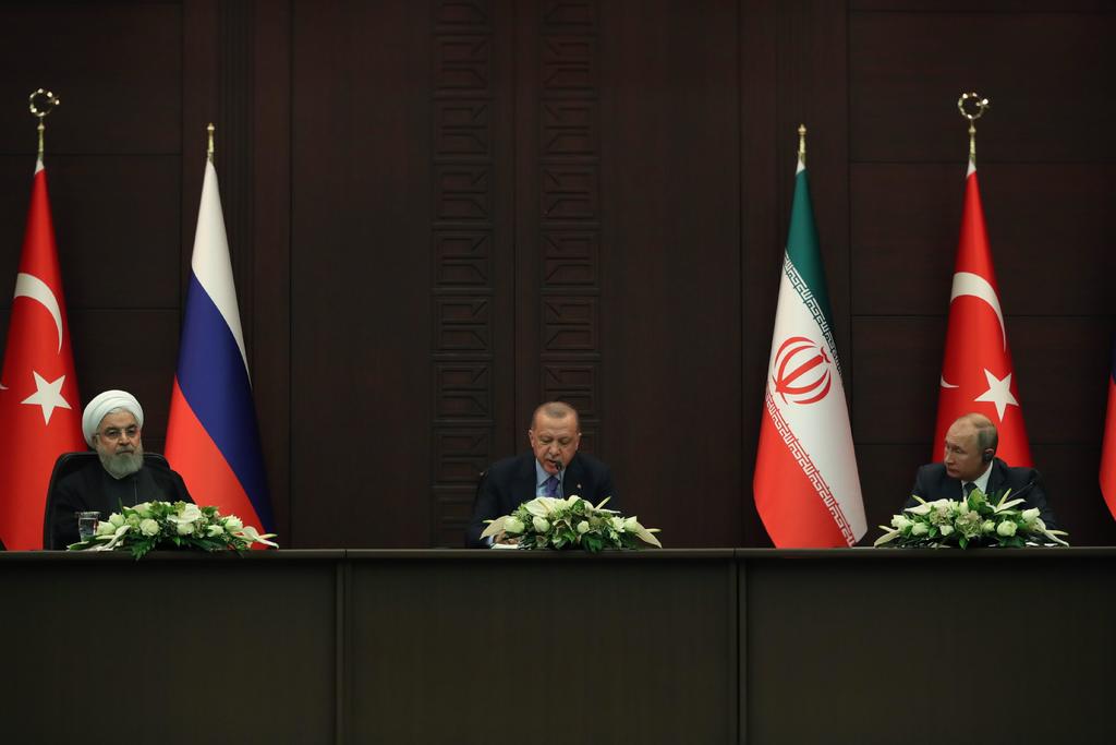 Rusia e Irán apoyan a Siria contra Idlib; Turquía propone 'zona segura'