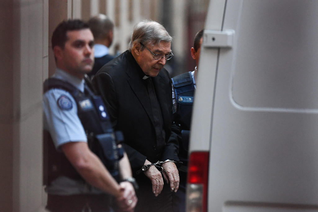 Cardenal George Pell recurre condenas por pederastia en Australia