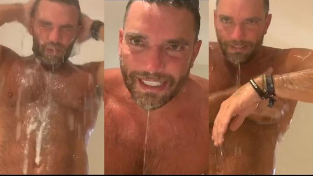 Julián Gil comparte video bañándose y deleita a fans
