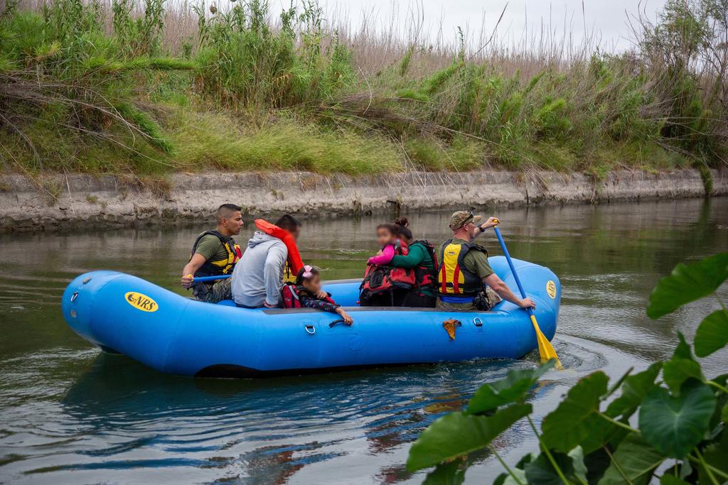 Patrulla Fronteriza rescata a 11 inmigrantes del río Bravo