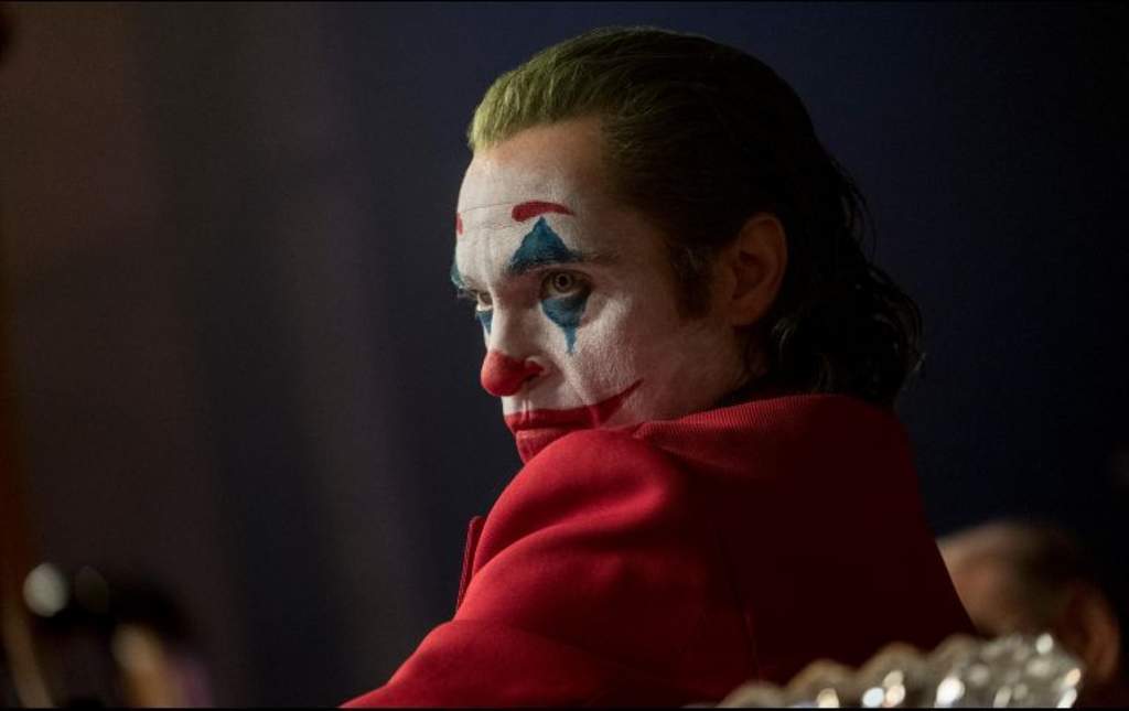 Joker no respalda la violencia real: Warner Bros.