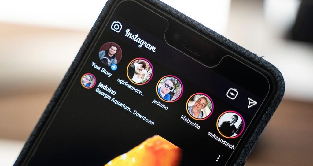 Instagram implementará el 'modo oscuro' para la App