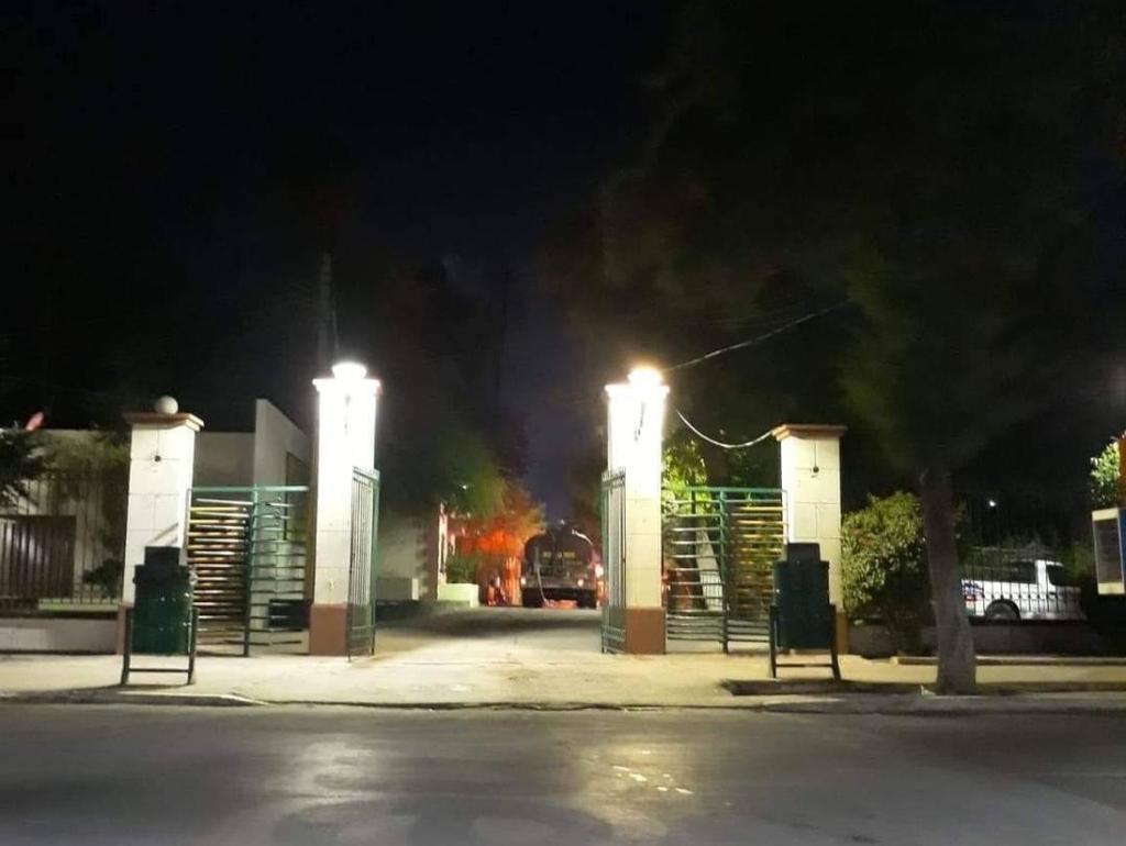 Se incendian palmas en el Bosque Venustiano Carranza