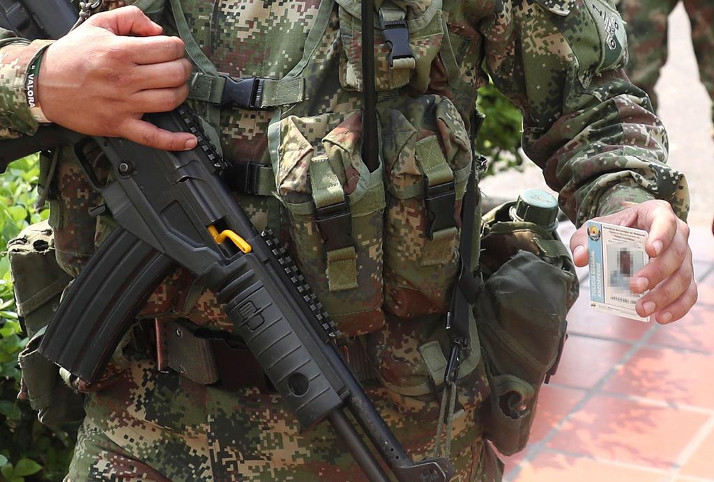 Militares en el exilio anuncian que están a disposición de Guaidó