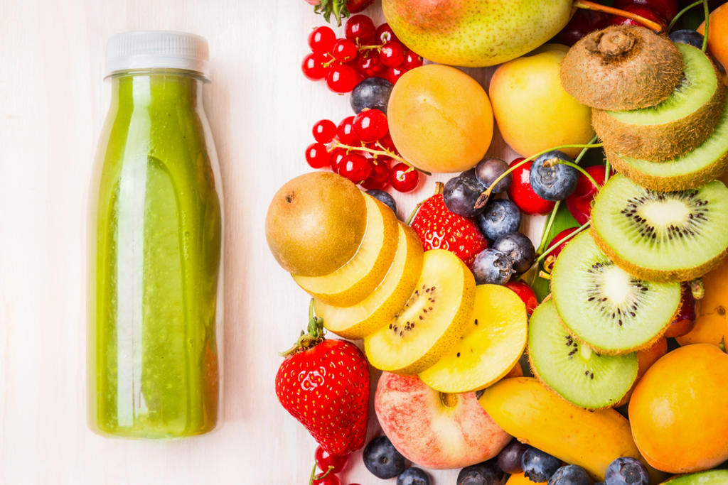 ¿Es sano extraer el jugo de las frutas y verduras?