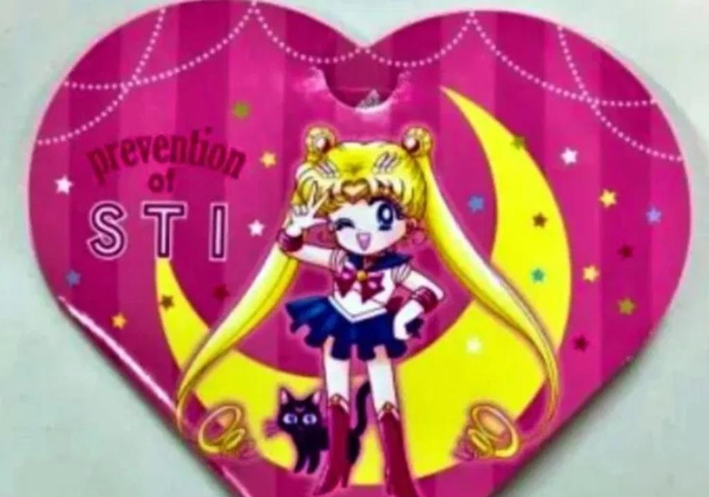 Regalan preservativos de Sailor Moon en Japón